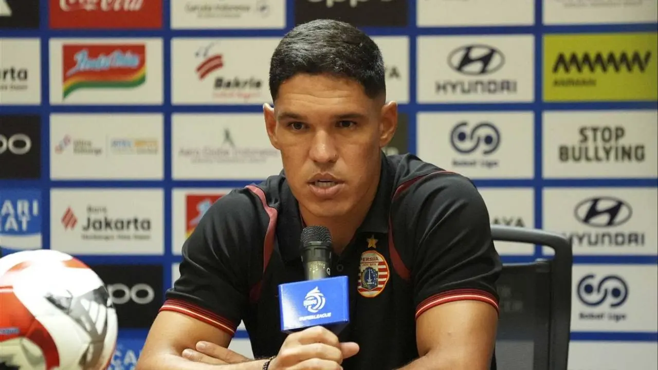 Tak Ingin Bernasib Sama, Van Basty Sousa Ogah Komentari Wasit Jelang Hadapi Bhayangkara FC