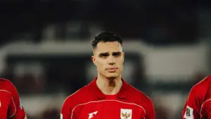Terungkap! Kontrak Maarten Paes dan Joey Pelupessy Jadi Kendala Utama Persib