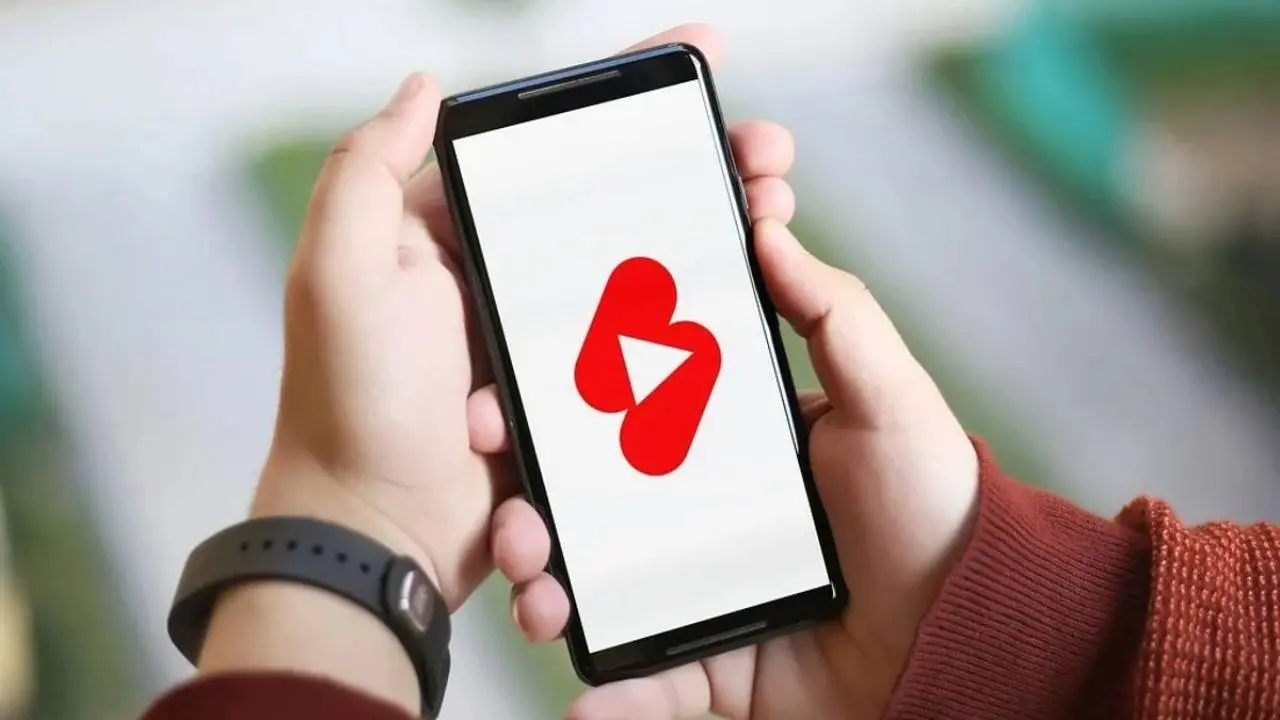 YouTube Mulai Uji Coba Gabungkan Tombol “Tidak Suka” dan “Tidak Tertarik” pada Konten Shorts