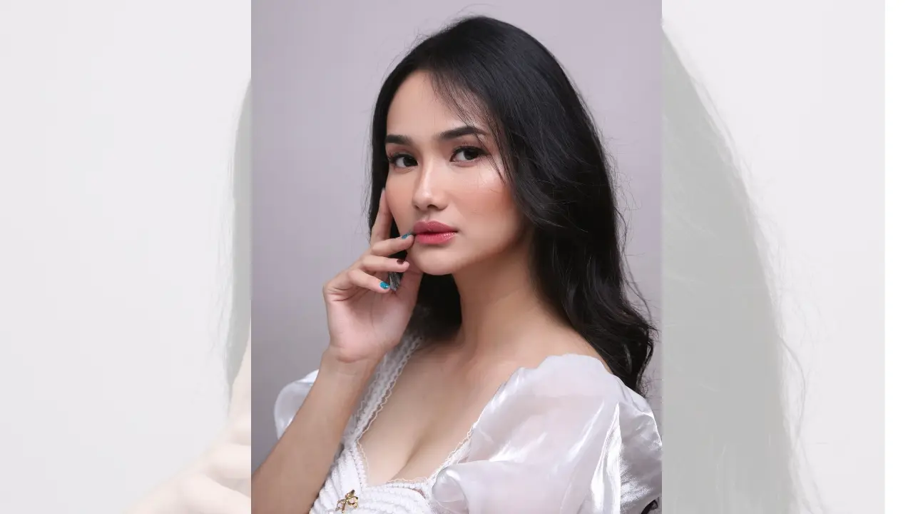 Anak Minta Faby Marcelia Beli Hotel dan 100 Mobil di 2026, Sang Artis: Amin!