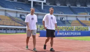 Bojan Hodak Buka Suara Soal Potensi Kepergian Duo Hehanussa dari Persib Bandung