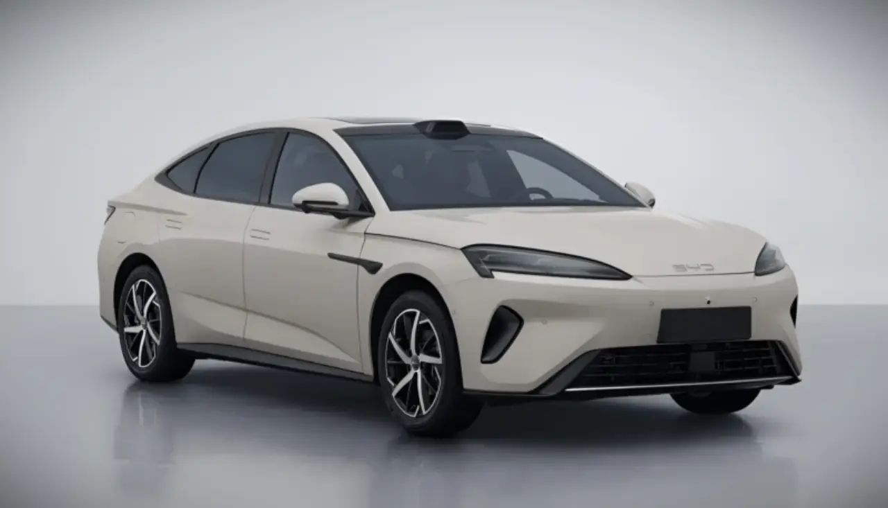 BYD Seal 07 EV Resmi Terdaftar di MIIT, Usung Motor 240 kW dan LiDAR Atap untuk Sistem Otonom Canggih