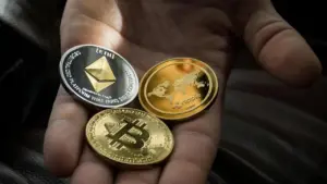 Harga Bitcoin Sentuh Rp 1,52 Miliar pada 3 Desember 2025, Ethereum hingga Dogecoin Ikut Rebound