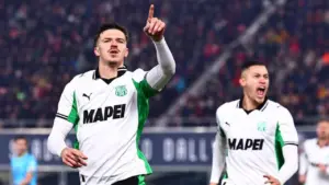 Duet Jay Idzes dan Tarik Muharemovic Dipuji Soal Kekompakan Penjaga Pertahanan Sassuolo