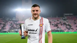 Jamie Vardy Pecahkan Rekor Serie A di Usia 38 Tahun, Raih Penghargaan Pemain Terbaik