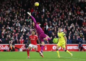 Nottingham Forest Gebuk Tottenham Hotspur 3-0 di City Ground, Hudson-Odoi Bersinar