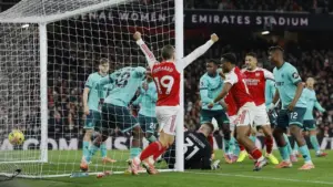 Arsenal Raih Tiga Poin Dramatis atas Wolves, Martin Keown Ingatkan Perlu Berbenah