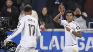 Real Madrid Raih Tiga Poin Usai Taklukkan Alaves 2-1 di Kandang Lawan