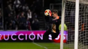 Ter Stegen Kembali Perkuat Barcelona Setelah Cedera, Hansi Flick Tegaskan Hanya untuk Satu Laga