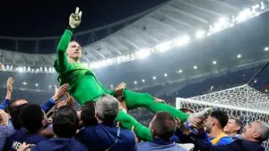 Aksi Heroik Safonov Bawa PSG Menjuarai Piala Interkontinental 2025 Lewat Adu Penalti Melawan Flamengo