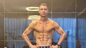 Cristiano Ronaldo di Usia 40 Tahun: Perbandingan Tubuh Sixpack dengan Usia 30 Tahun