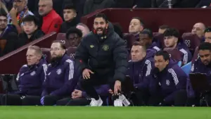 MU Kalah dari Aston Villa dan Kehilangan Bruno Fernandes, Amorim Sebut Timnya Kurang Beruntung