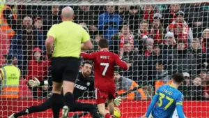 Liverpool Sementara Ungguli Wolves 2-0 Berkat Gol Gravenberch dan Wirtz di Babak Pertama