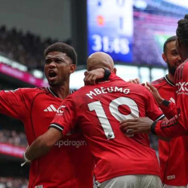 Alan Shearer: MU Wajib Menang Lawan Wolves, Ketinggalan Poin Itu ‘Kebangetan’