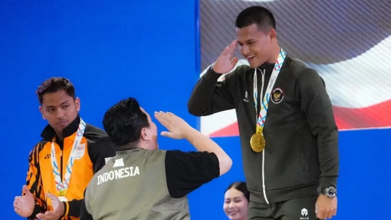 Pecahkan Rekor Dunia, Rizki Juniansyah Sumbang Emas ke-50 untuk Indonesia di SEA Games 2025