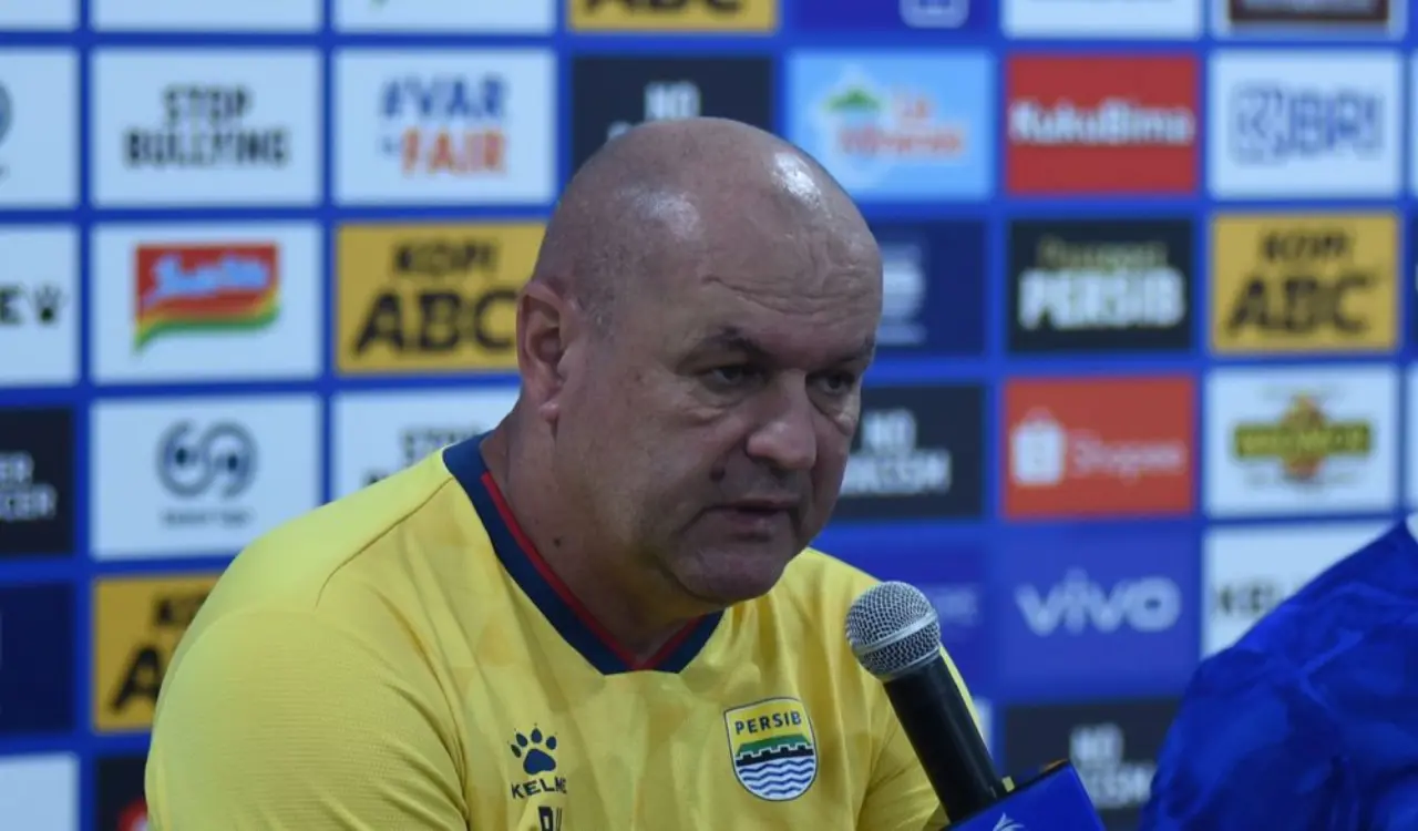 Persib Bandung Antisipasi Duel Fisik Lawan PSM Makassar, Bojan Hodak Soroti Taktik Trucha