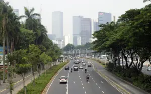 Prakiraan Cuaca Jakarta 24 Desember 2025: Hujan Ringan Berpotensi Guyur Seluruh Wilayah