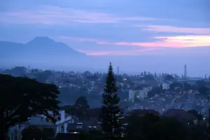 Prakiraan Cuaca Kota Bandung Hari Ini, 24 Desember 2025