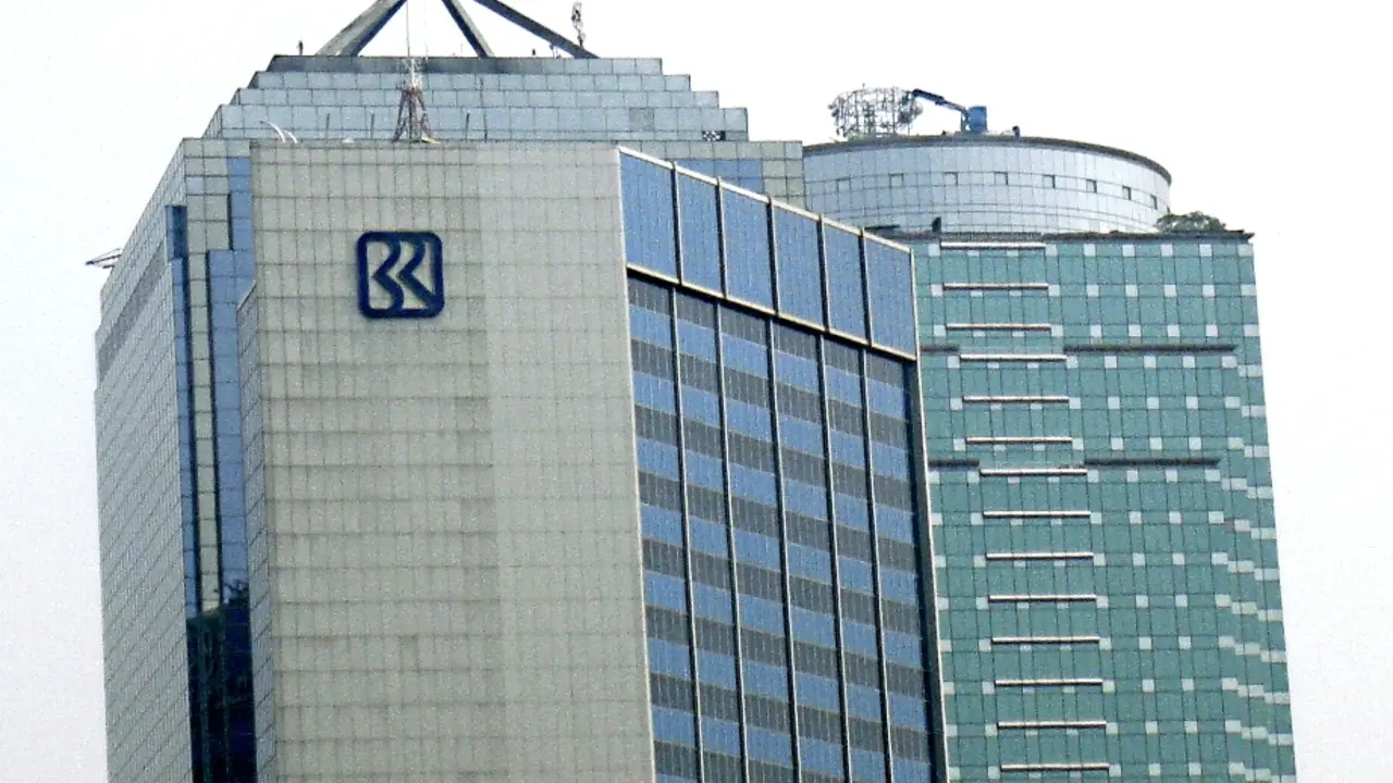 Saham BBRI Anjlok di Ex Dividen, Analis Ingatkan Batas Bawah Rp 3.690