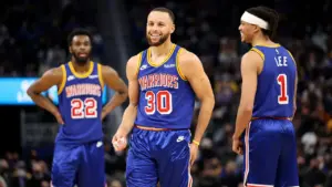 Stephen Curry Cetak 26.000 Poin, Warriors Kalahkan Mavericks di Laga Natal