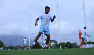 Usai Bela Timnas U-23 di SEA Games 2025, Robi Darwis Siap Perkuat Persib Saat Hadapi Bhayangkara FC
