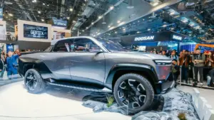 VinFast VF Wild Tampil Futuristik di GJAW 2025, Pickup Listrik dengan Desain Radikal dan Stylish