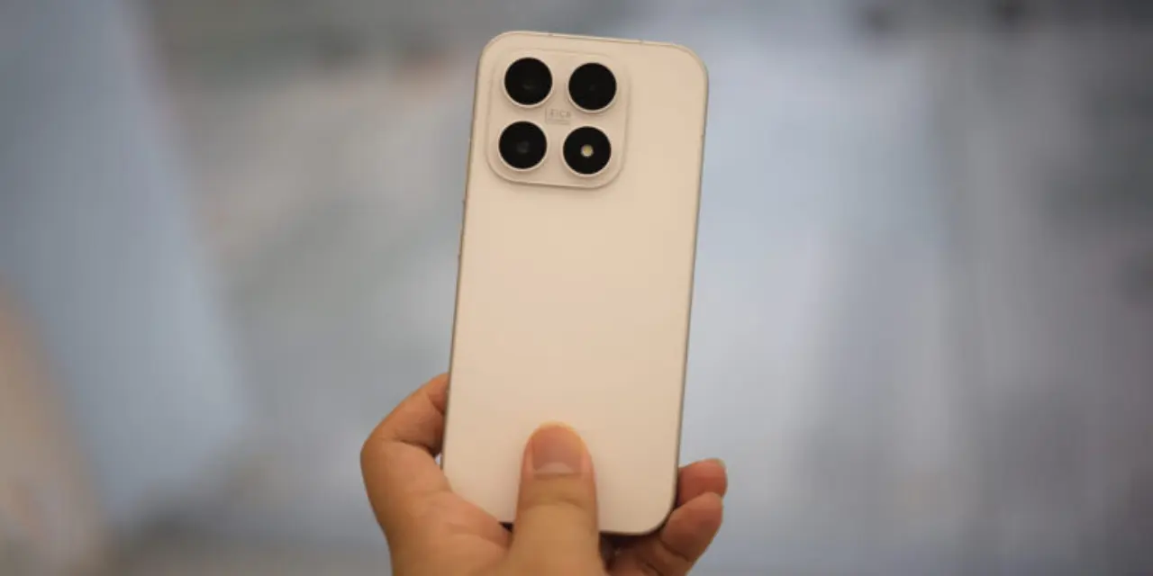 Xiaomi Diam-diam Siapkan Flagship Layar 6,9 Inci dengan Bezel Super Tipis, Diduga Masuk Seri Xiaomi 17