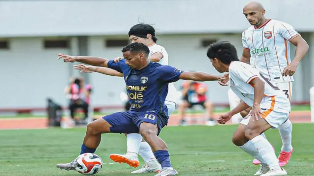 Borneo FC Tersungkur, Persib dan Persija Punya Peluang Rebut Puncak Klasemen BRI Super League