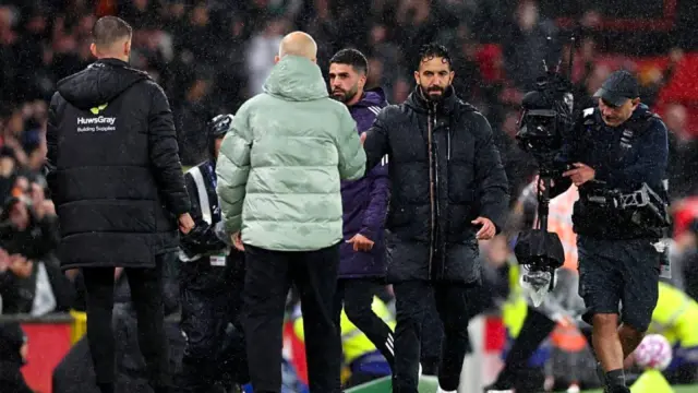 Jamie Carragher Soroti Era Direktur Olahraga Berkuasa, Amorim dan Maresca Jadi Korban Kebijakan Klub