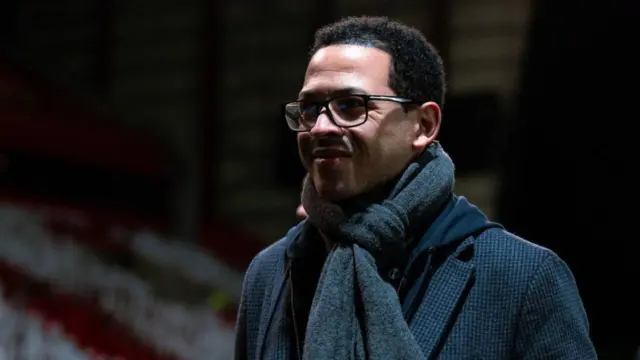 Liam Rosenior Tiba di London, Kans Jadi Pelatih Baru Chelsea Makin Menguat