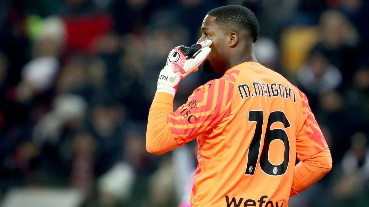 Mike Maignan Segera Perpanjang Kontrak, Jadi Pemain Bergaji Tertinggi di AC Milan