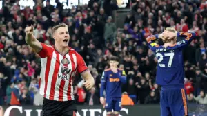 Prediksi Susunan Pemain Sunderland vs Manchester City: Bek Andalan Tuan Rumah Dipastikan Absen