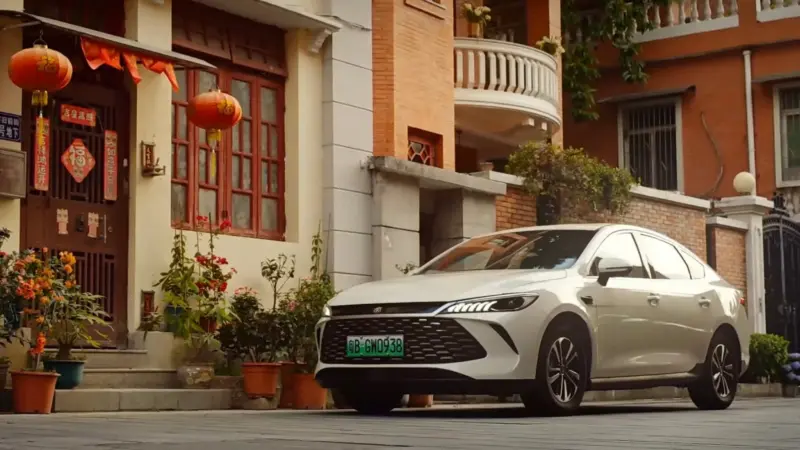 BYD Qin Plus dan Qin L Edisi 2026 Meluncur di China, Jarak Tempuh Listrik 210 Km, Harga Mulai Rp175 Jutaan