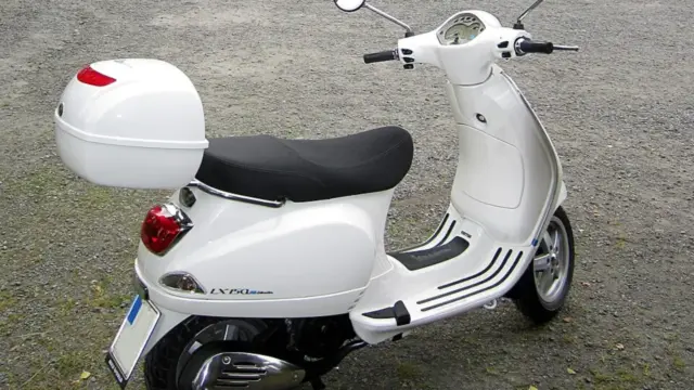 Beli Vespa Matik Bekas? Siapkan Dana Cadangan Segini untuk Biaya Tak Terduga