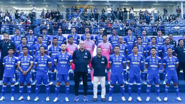 Strategi Bojan Hodak: Persib Bandung Fokus Mental Hadapi Persija Jakarta