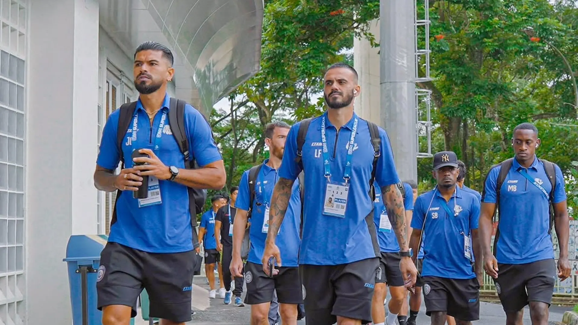 Julian Guevara Puji Semangat Arema FC dalam Kemenangan Dramatis