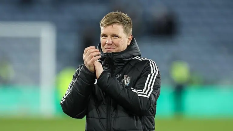 Eddie Howe Tegaskan Bahagia di Newcastle, Tak Tertarik Gantikan Amorim di MU