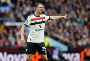 Jonny Evans Kembali ke Manchester United, Bantu Darren Fletcher Tangani Tim Sebagai Pelatih Interim