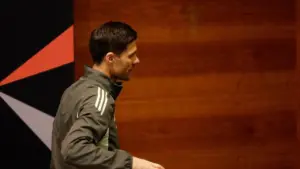 Hansi Flick Yakin Xabi Alonso Segera Dapat Proyek Besar Meski Dipecat Real Madrid