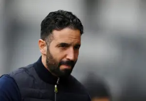 Ruben Amorim Bungkam Usai Dipecat Manchester United, Langsung Kembali ke Portugal