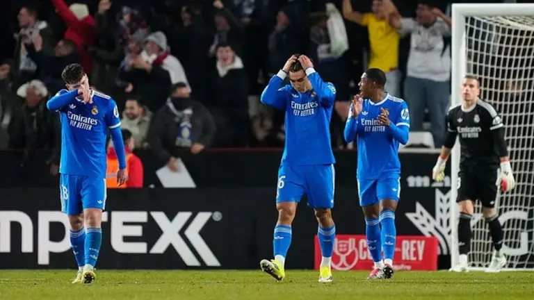 Dani Carvajal: Real Madrid Terjun Bebas dengan Spektakuler Usai Tersingkir dari Copa del Rey