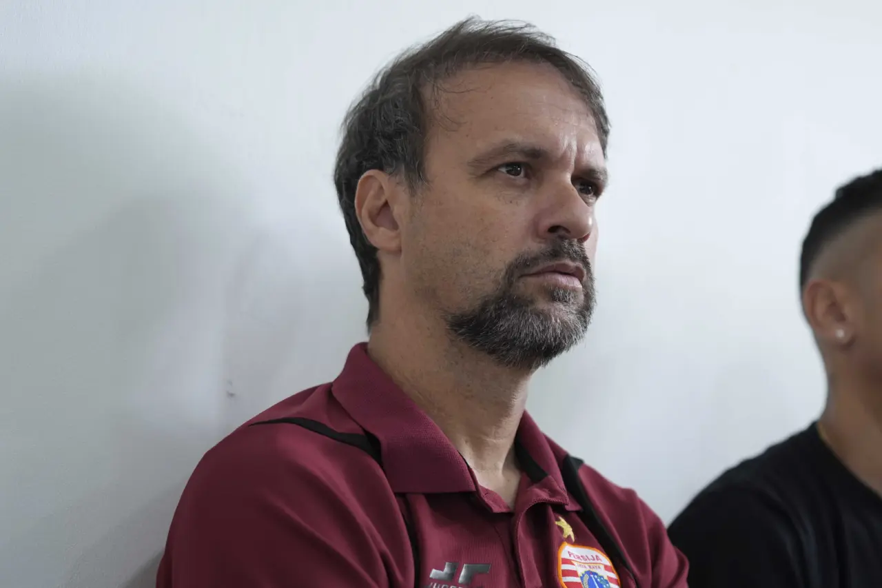 Jelang Derbi Klasik, Mauricio Souza Pastikan Persija Fokus Penuh Hadapi Persib