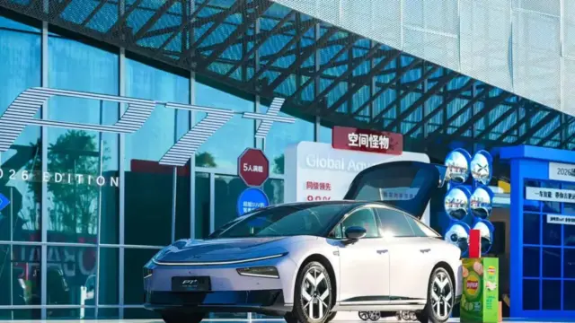 XPeng P7+ Edisi 2026 Resmi Meluncur, Sedan Listrik AI dengan Jarak 1.550 Km, Harga Rp 400 Jutaan