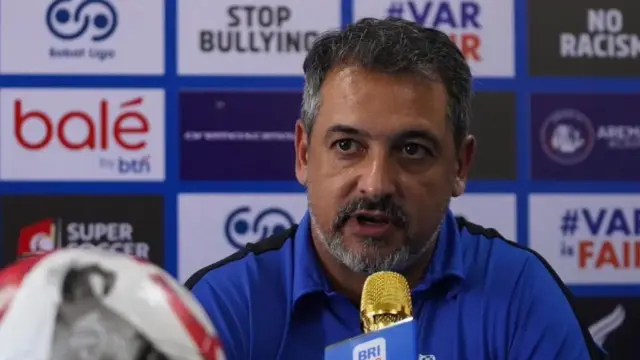 Arema FC Waspadai Borneo FC Samarinda, Marcos Santos Minta Fokus Sejak Awal hingga Akhir