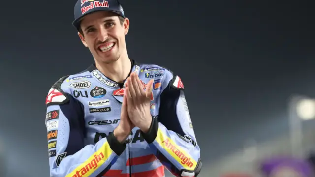 Francesco Bagnaia Sebut Peran Penting Alex Marquez dalam Pengembangan Ducati GP26