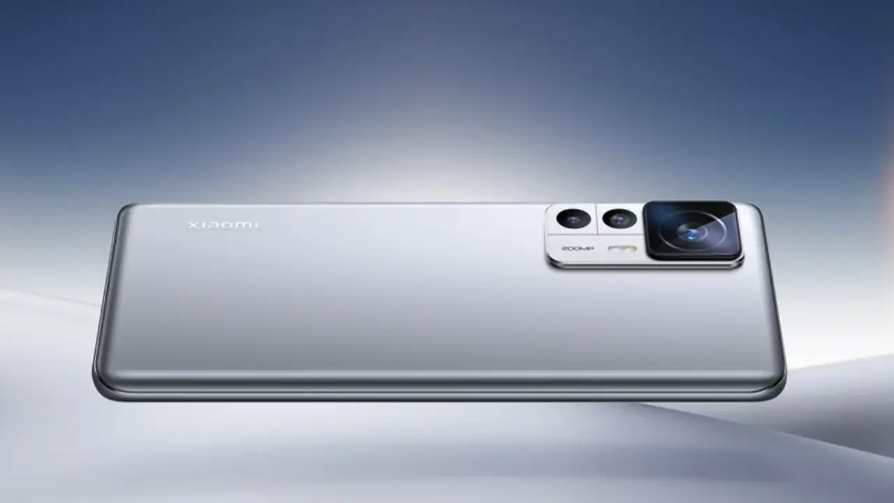 Xiaomi 12T Pro Mulai Terima Update Global HyperOS 3 Berbasis Android 15