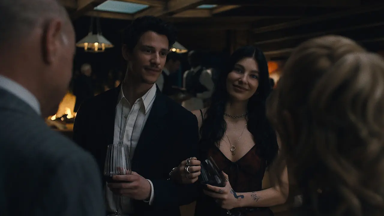 7 Pemeran Utama Serial Netflix "Something Very Bad Is Going to Happen" yang Wajib Anda Kenal