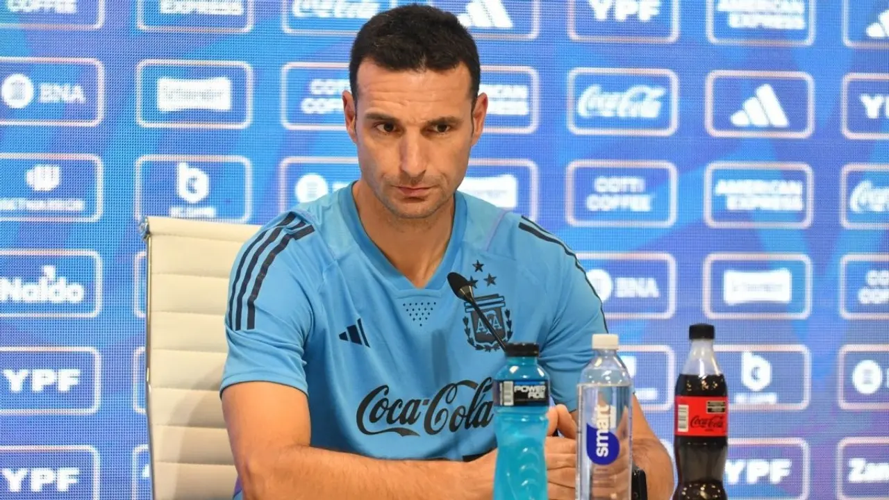 Lionel Scaloni Tegaskan Fokus ke Piala Dunia 2026, Negosiasi Kontrak Ditangani Agen dengan Presiden