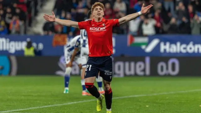 Real Madrid Halangi Kepindahan Victor Muñoz ke Barcelona