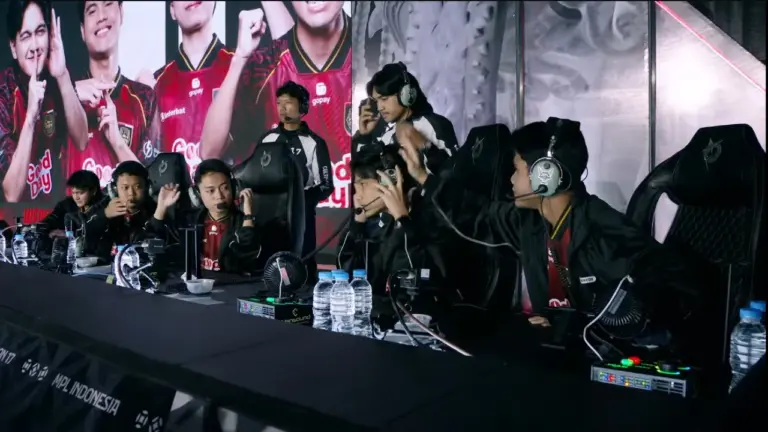 Alter Ego Unggul 1-0 Atas GEEK Fam di Game Pertama MPL ID S17 Hari ke-2 Minggu ke-4